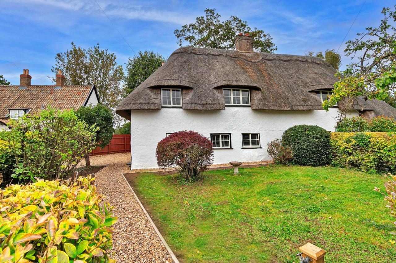 Finest Retreats - Chocolate Box Cottage Potton Esterno foto